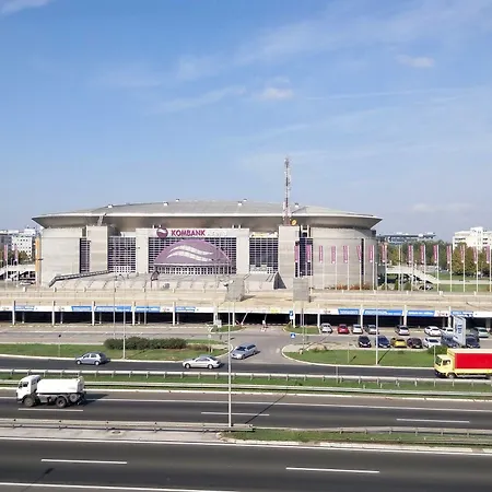 Admiral Arena Garni 4*