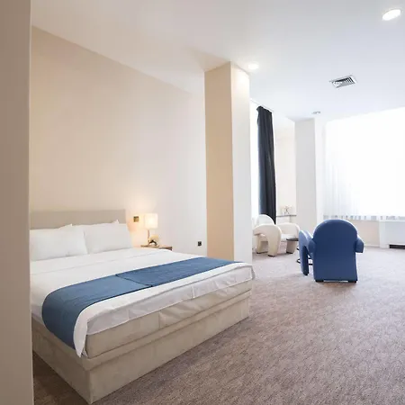 Hotel Admiral Arena Garni Belgrado